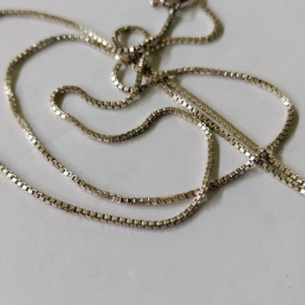 PCU Sterling Silver Flip Flop Pendant Necklace Box Chain Rhinestone Flower 18